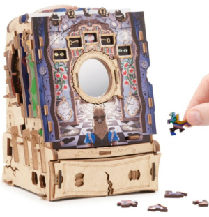 CluePuzzle: The Wonderbox of Alice