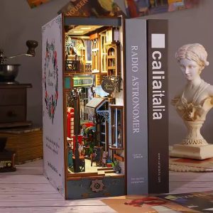 Book Nook - Ruelle